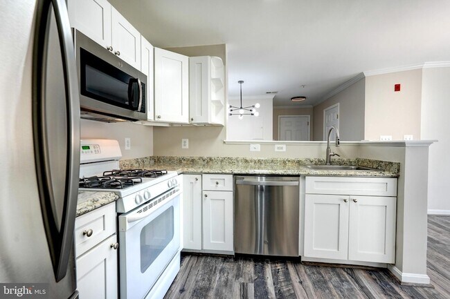 Building Photo - 1001 Gaither Rd