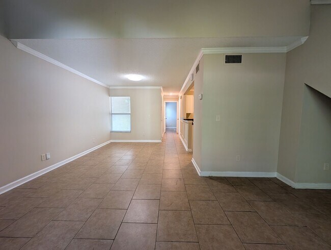Building Photo - 8538 Pineverde Ln