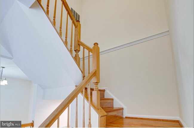 Building Photo - 12758 Silvia Loop