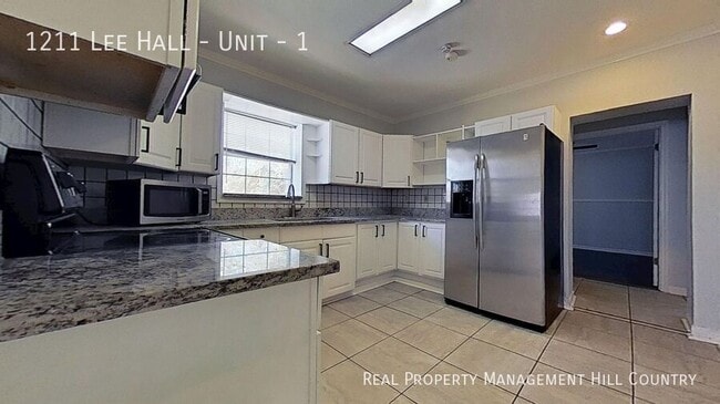 Building Photo - 1211 Lee Hall St