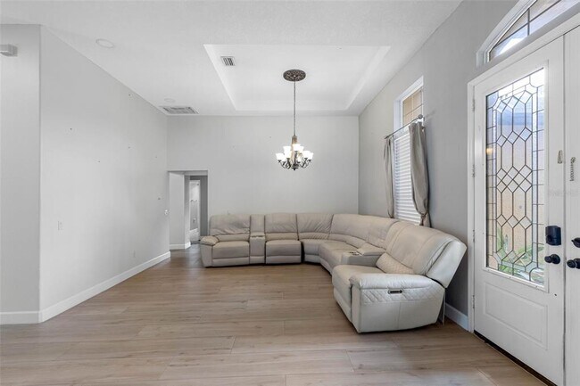 Building Photo - 16750 Ivy Lake Dr
