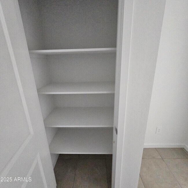 Building Photo - 30509 Oleander Wy