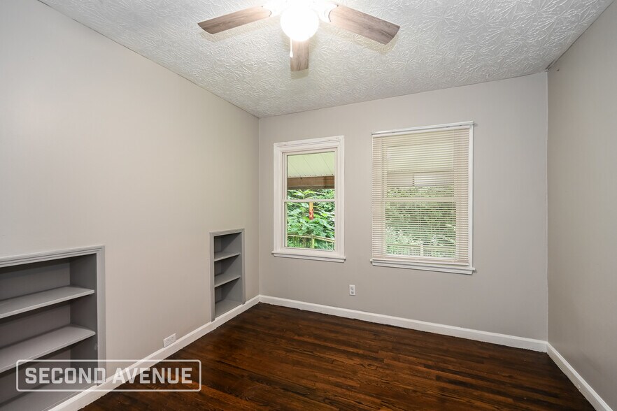 Building Photo - 6535 Coffey St