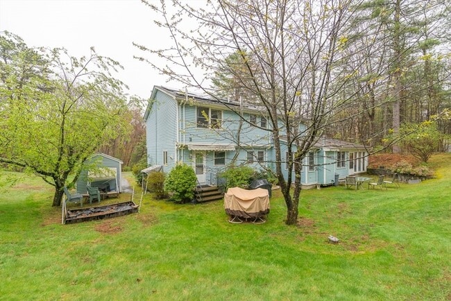 Building Photo - 104 Squannacook Rd