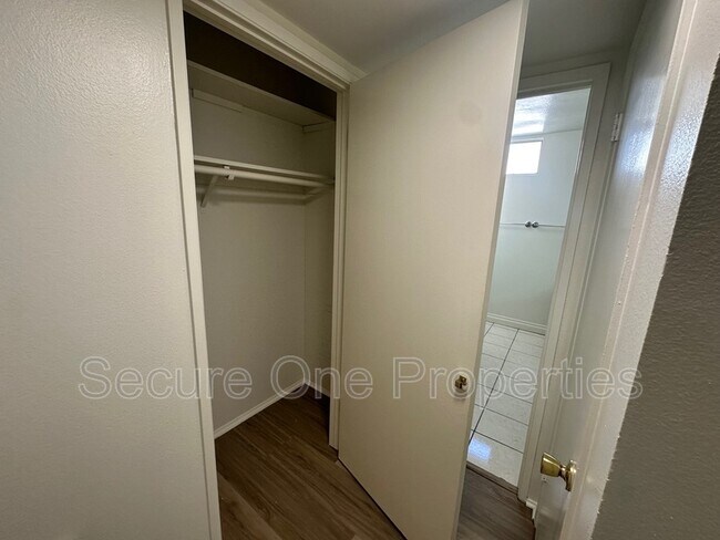 Building Photo - 31555 Lindero Canyon Rd