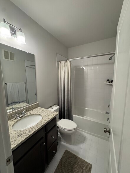 Building Photo - 9243 Magellan Pky