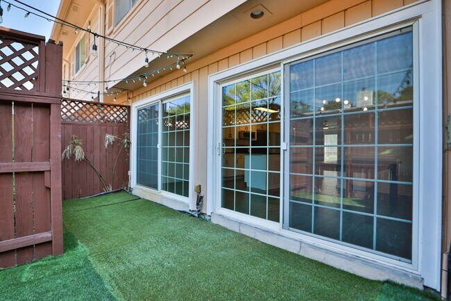 Building Photo - 5800 Lumberdale Rd