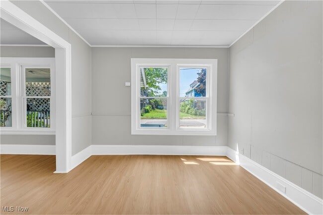 Building Photo - 3153 W 88th St