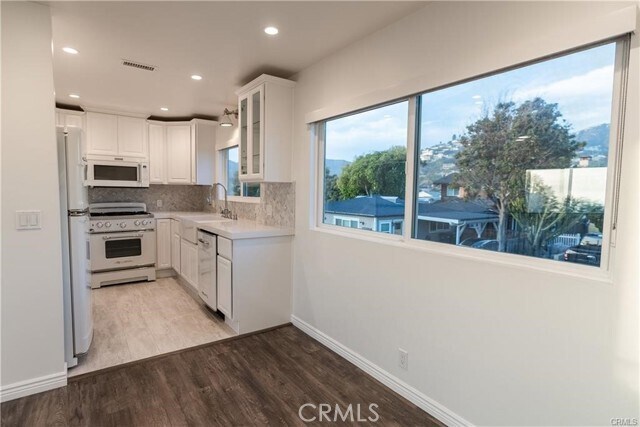 Building Photo - 577 Ramona Ave