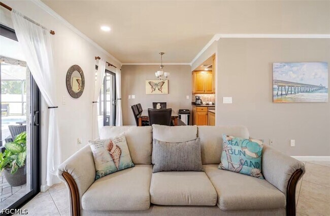 Building Photo - 203 SE 43rd Terrace