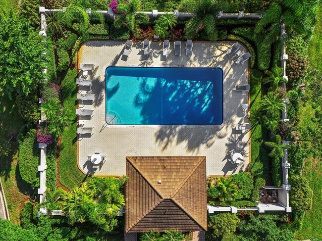 Building Photo - 4 Ironwood Way N