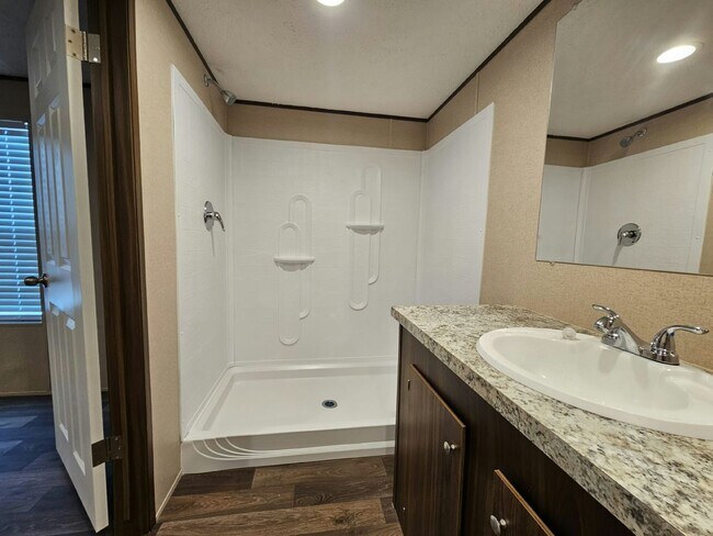Building Photo - 1074 Myakka Dr