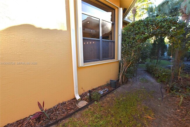 Building Photo - 10086 Noceto Way