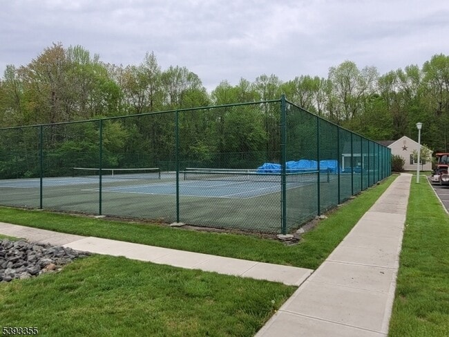 Building Photo - 28 Sunrise Dr