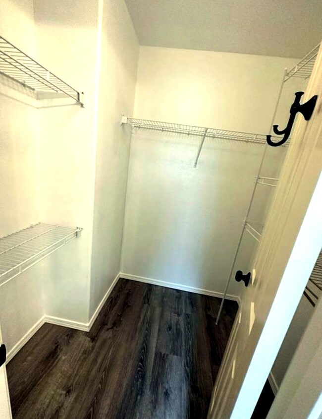 Building Photo - 91-6471-6471 Kapolei Pkwy