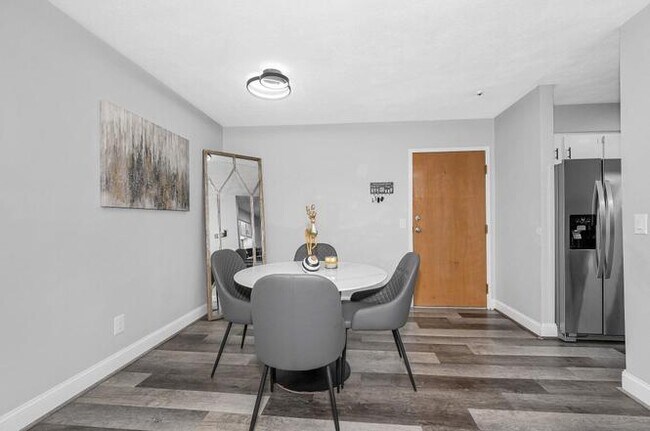 Building Photo - Nashua