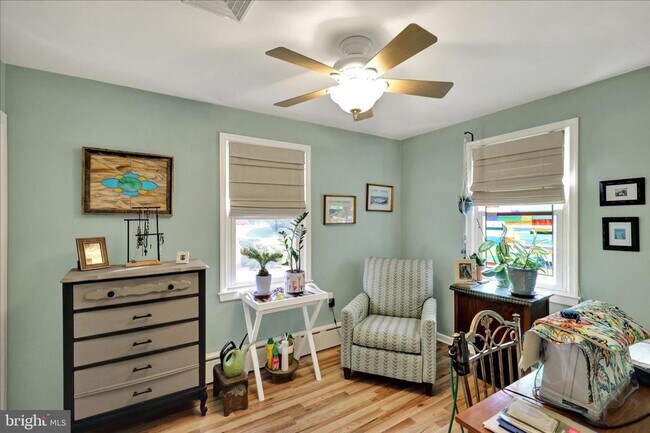 Building Photo - 41 W College Ave