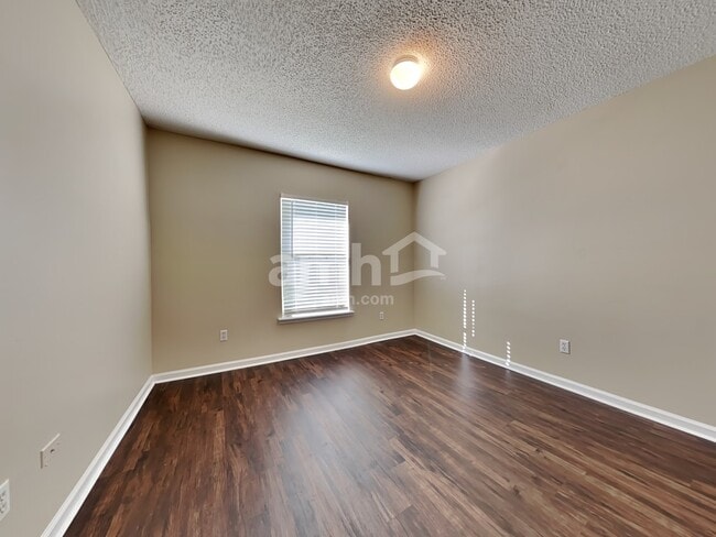 Building Photo - 3492 Shelley Dr