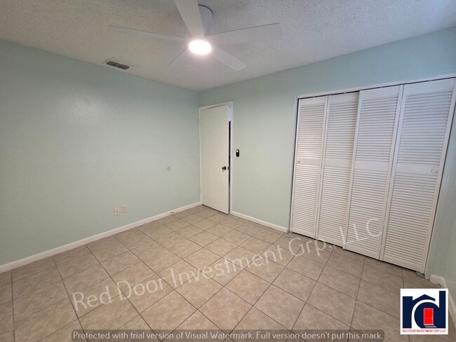 Building Photo - Stunning 2 Bedroom/2 Bath Quad in Quail Run