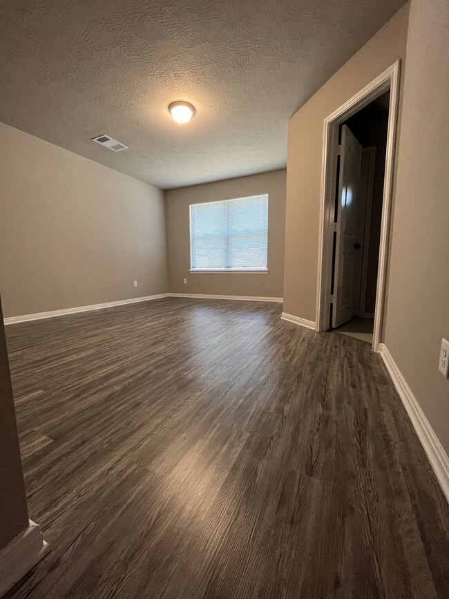 Building Photo - 14364 N Summerchase Cir