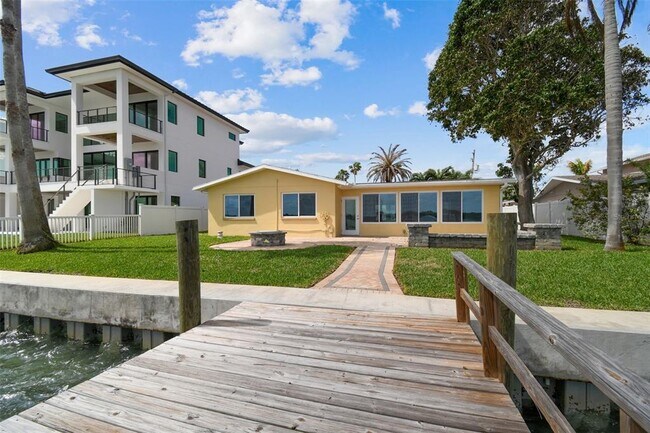 Building Photo - 11245 9th St E