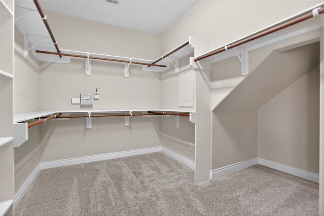 Building Photo - 6535 Arroyo Springs Ln