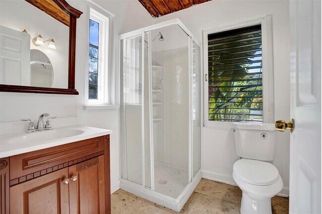 Building Photo - 1818 Florida Ave