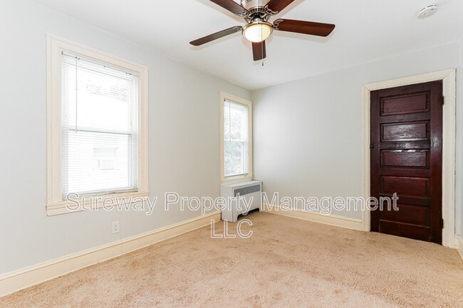 Building Photo - 137 Bartram Ave