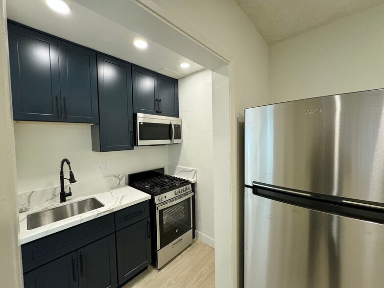 Building Photo - 3623 Keystone Av