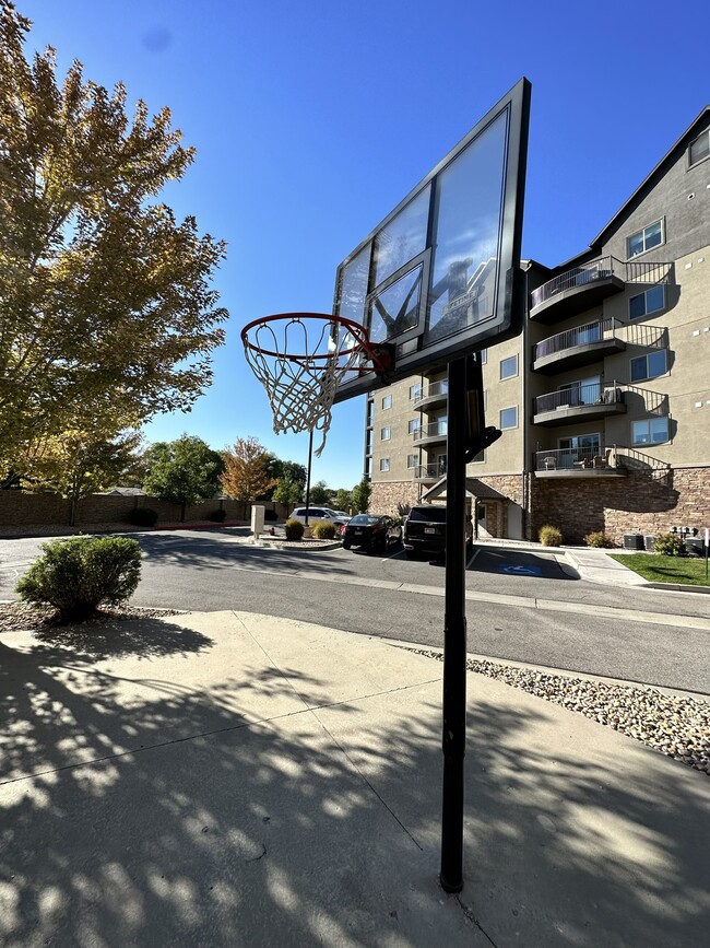 Building Photo - 4985 Kiska Ln