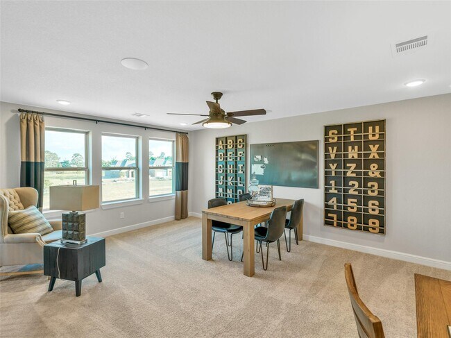 Building Photo - 11 Shumard Oak Dr