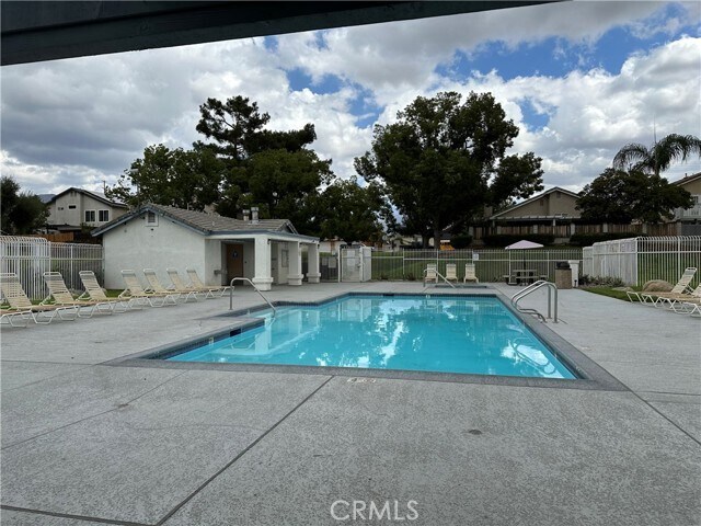 Building Photo - 10245 Shale Ln