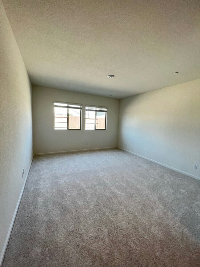 Building Photo - 8081 Bossa Nova Way