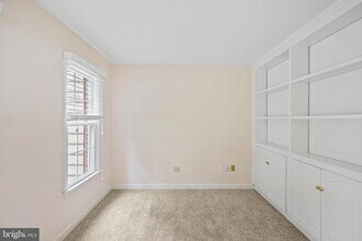Building Photo - 3109 Nestling Pne Ct