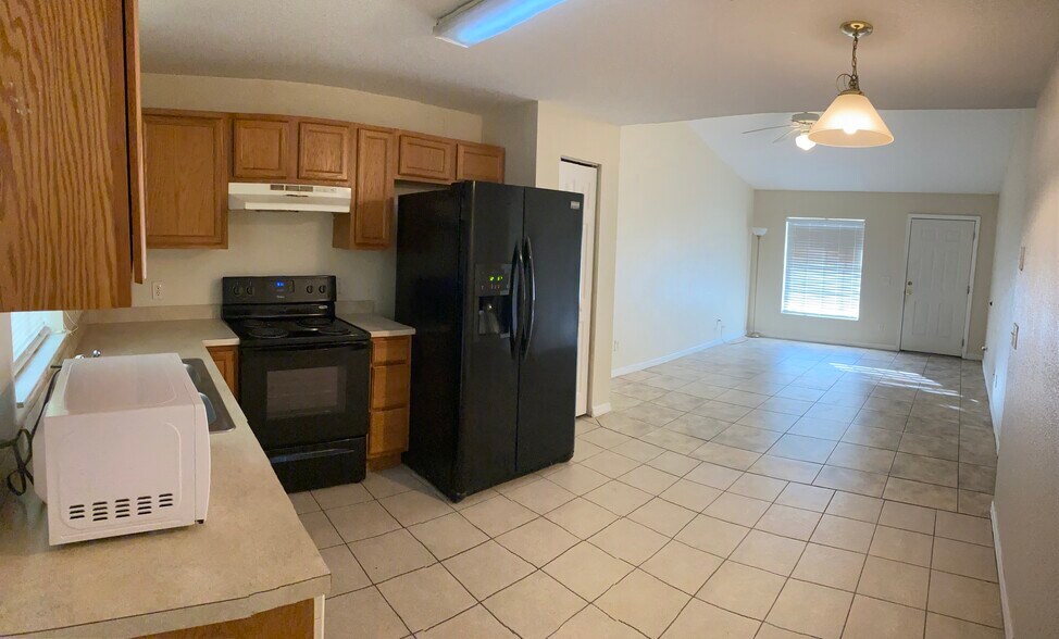 Kitchen Dining - 84 Coleman Rd