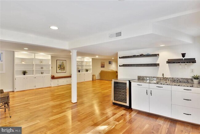 Building Photo - 5330 36th St N