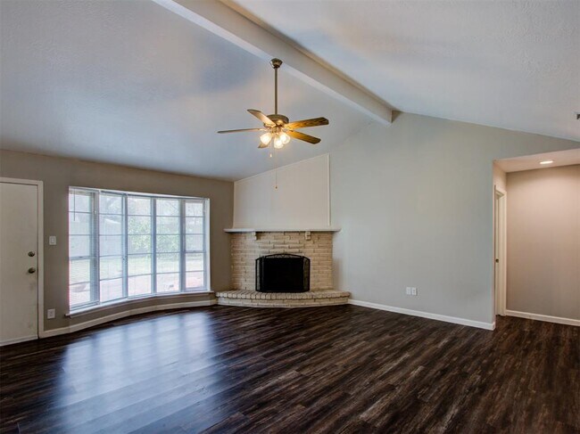 Building Photo - 10815 Montverde Ln