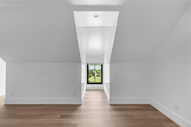 Building Photo - 1814 Barker Dr