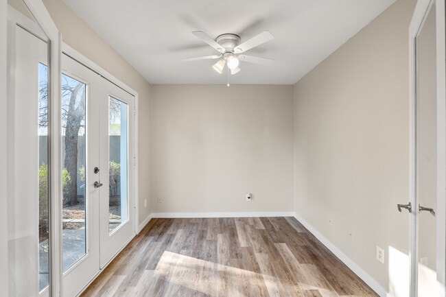 Building Photo - Roosevelt West Townhomes