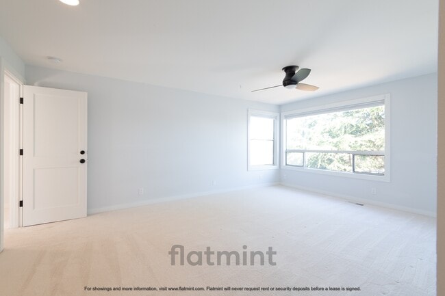 Building Photo - 4444 29th Ave W