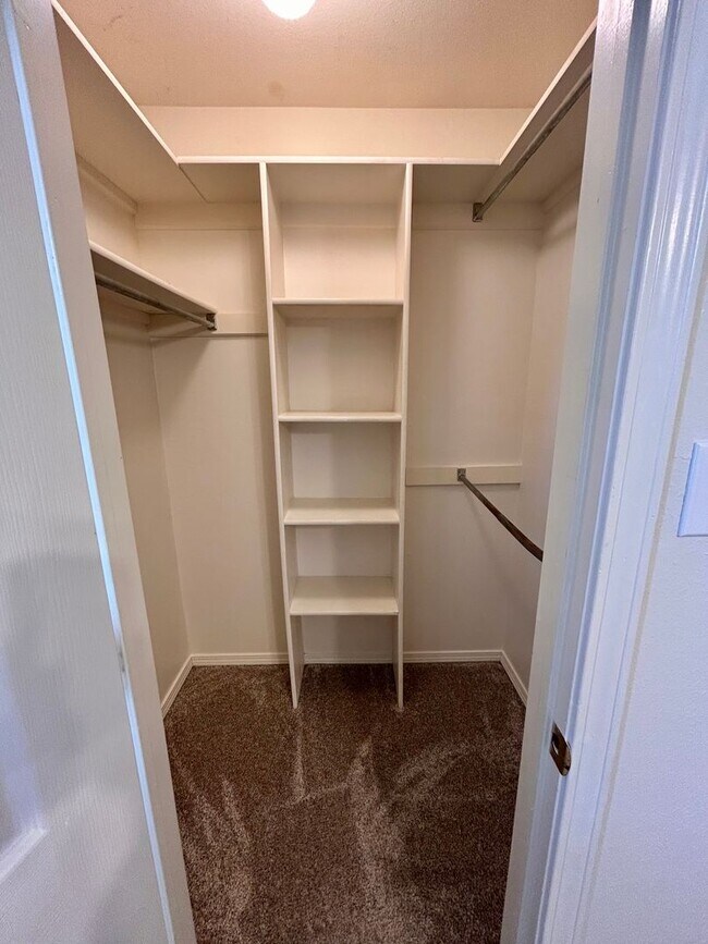 Building Photo - Cozy 3 Bedroom/2 Bathroom Home for Rent in...