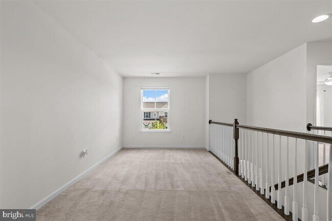 Building Photo - 109 Emperor Dr