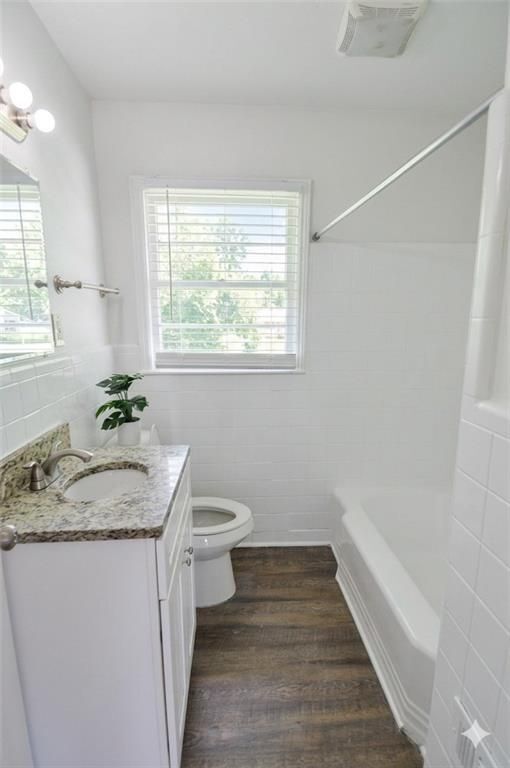 Building Photo - 2191 Greystone Way