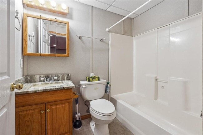 Building Photo - 2335 Corbett Ct