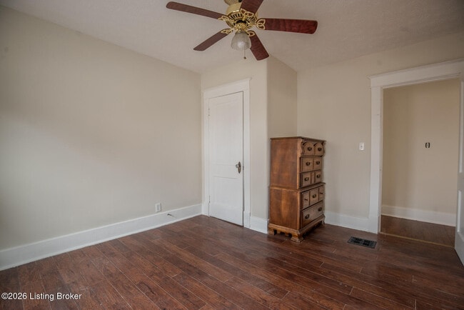 Building Photo - 2905 S 4th St