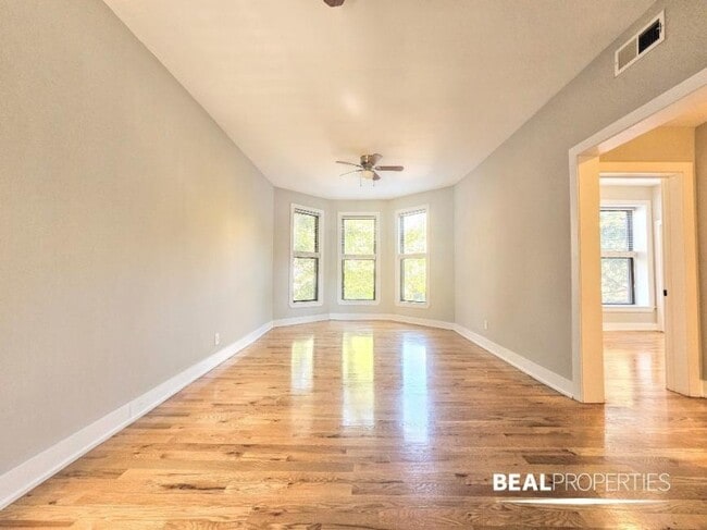 Primary Photo - 3 bedroom in CHICAGO IL 60657