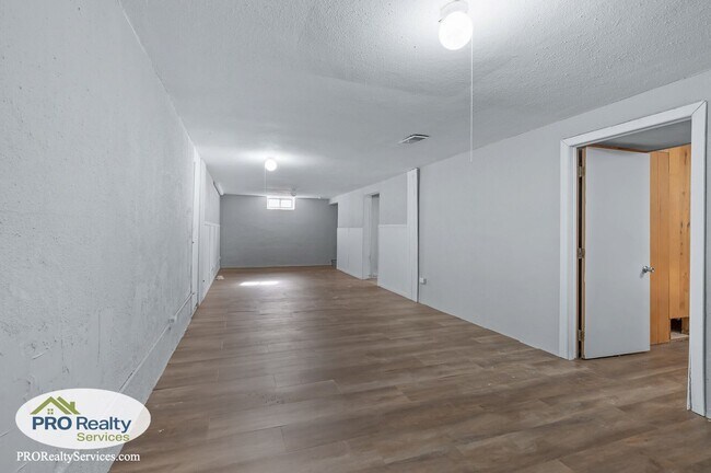 Building Photo - 8336 Blaisdell Ave S
