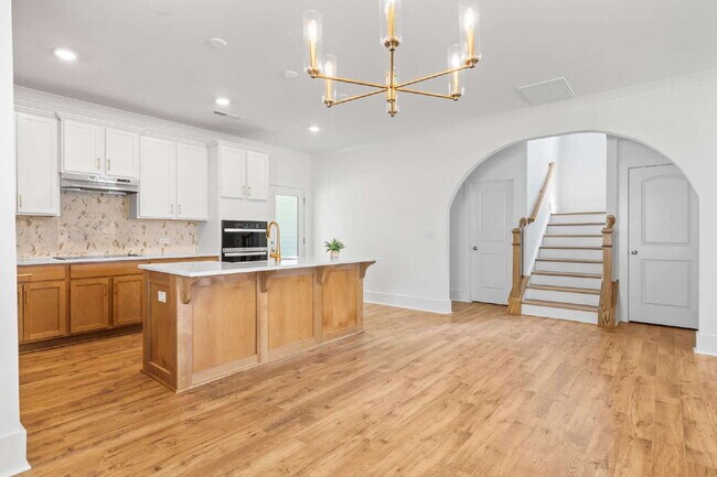 Building Photo - Spacious 4-Bedroom, 3 Full Bath Home in Angier