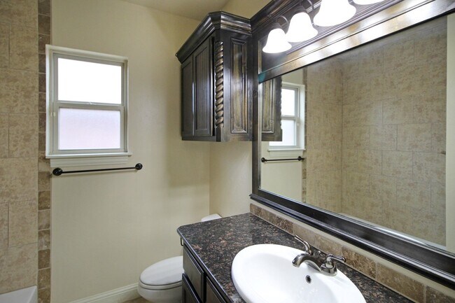 Building Photo - 15309 Cardinal Nest Dr