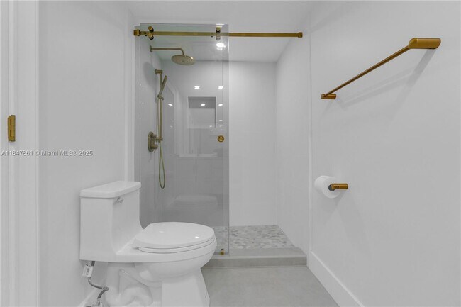Building Photo - 1201 S Ocean Dr